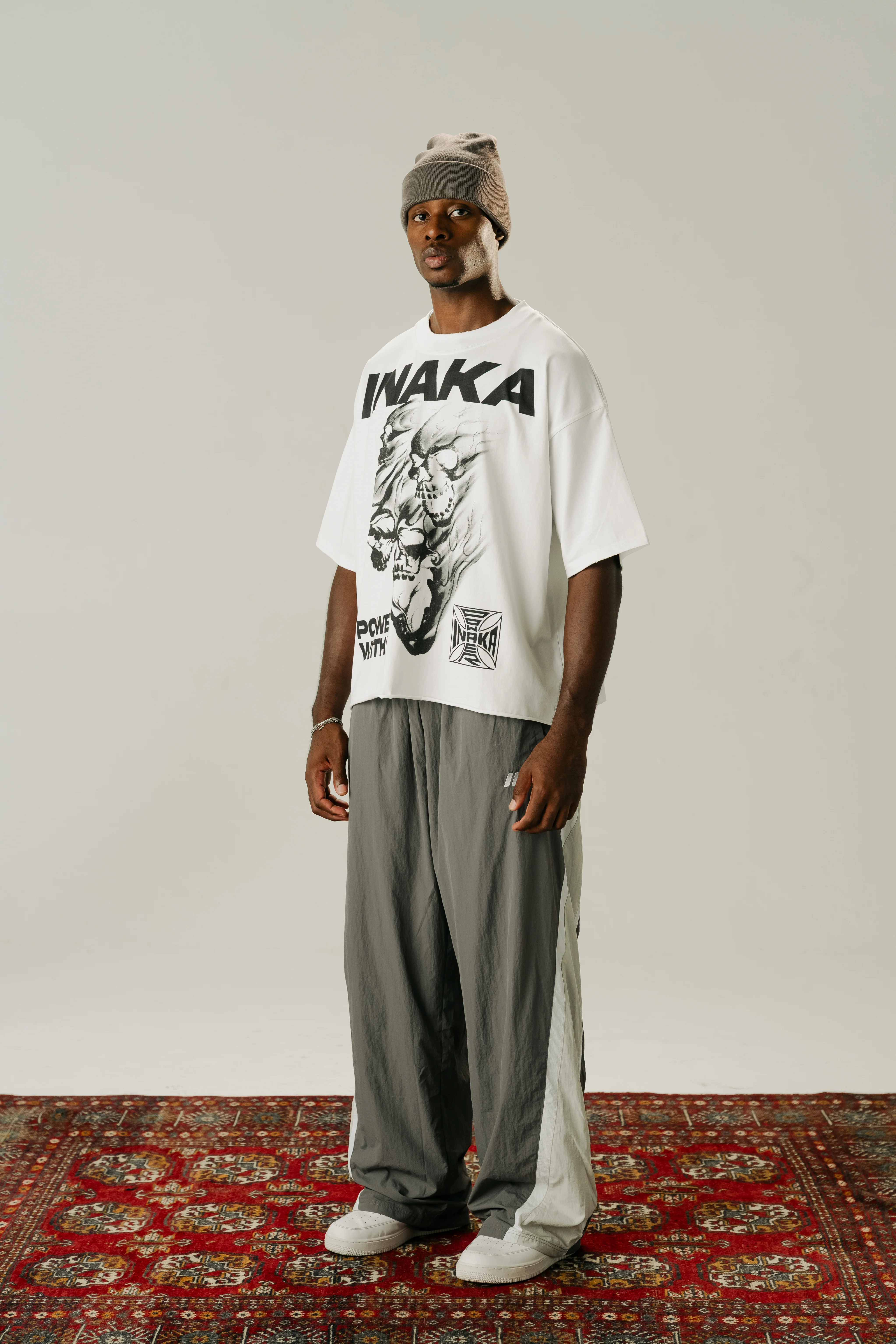 BAGGY TRACKPANTS - GRAY : WHITE - Image 3