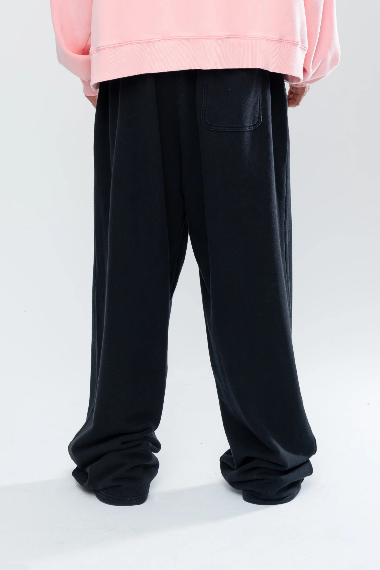 CLASSIC BAGGY SWEATS - BLACK/PINK - Image 7