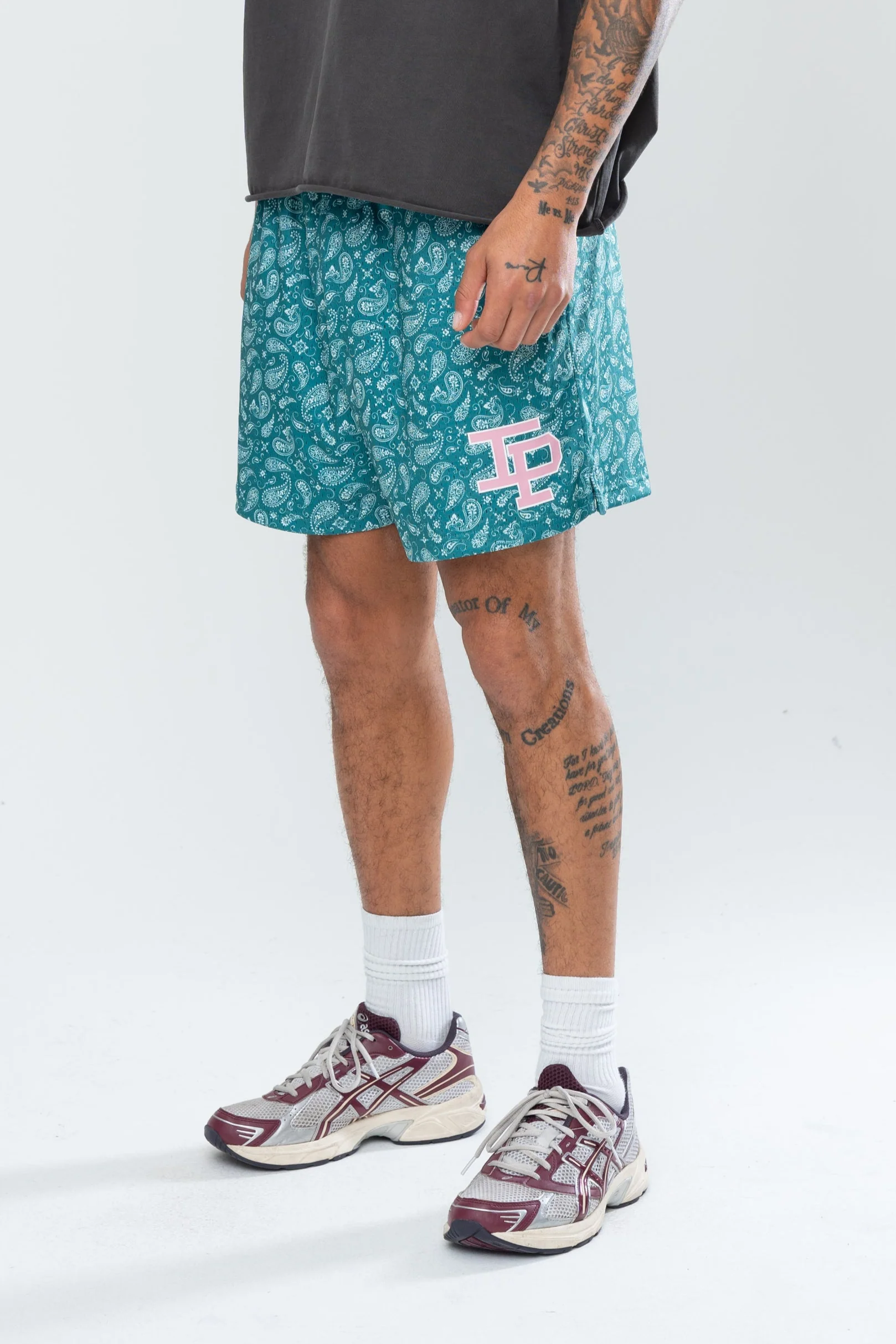 CLASSIC PAISLEY MESH SHORTS - GREEN - Image 6