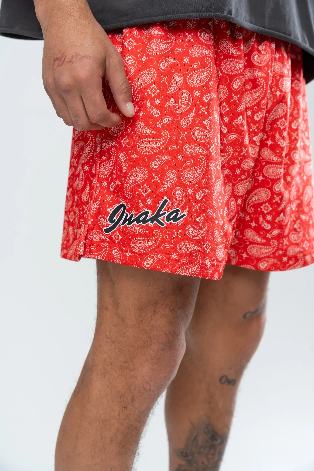 CLASSIC PAISLEY MESH SHORTS - RED - Image 9
