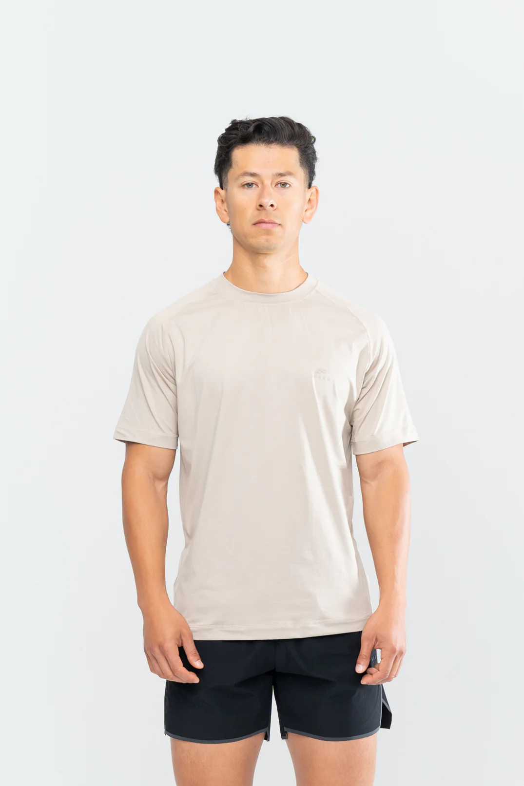 CORE PERFORMANCE SHORT SLEEVE - TAUPE - Image 4