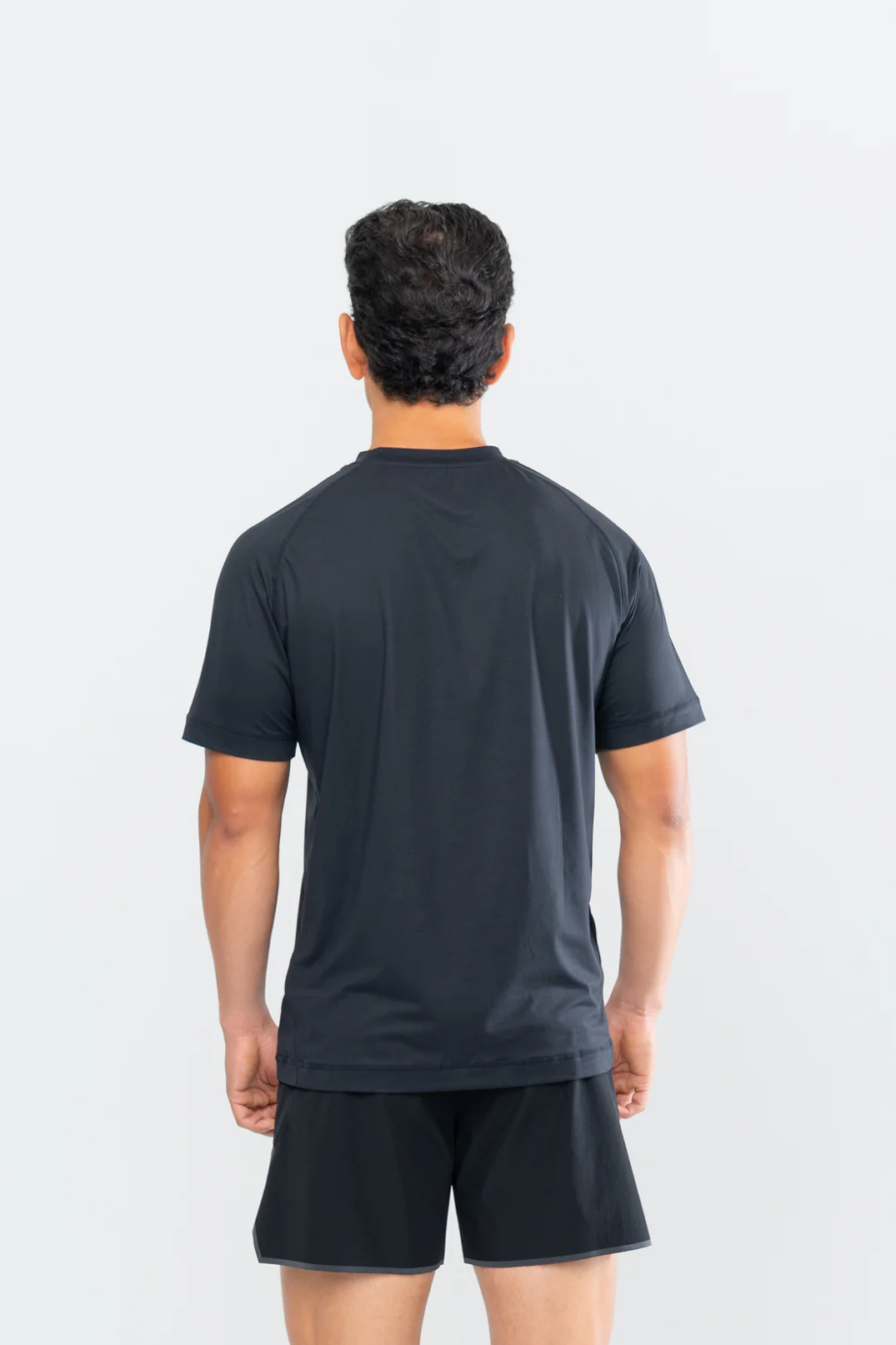 CORE PERFORMANCE SHORT SLEEVE - JET BLACK - Image 7