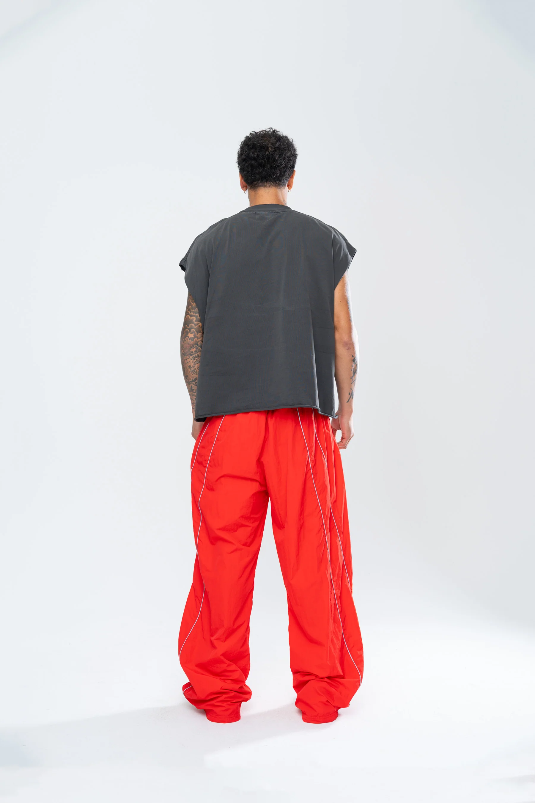 FURY BAGGY TRACKPANTS - RED - Image 4
