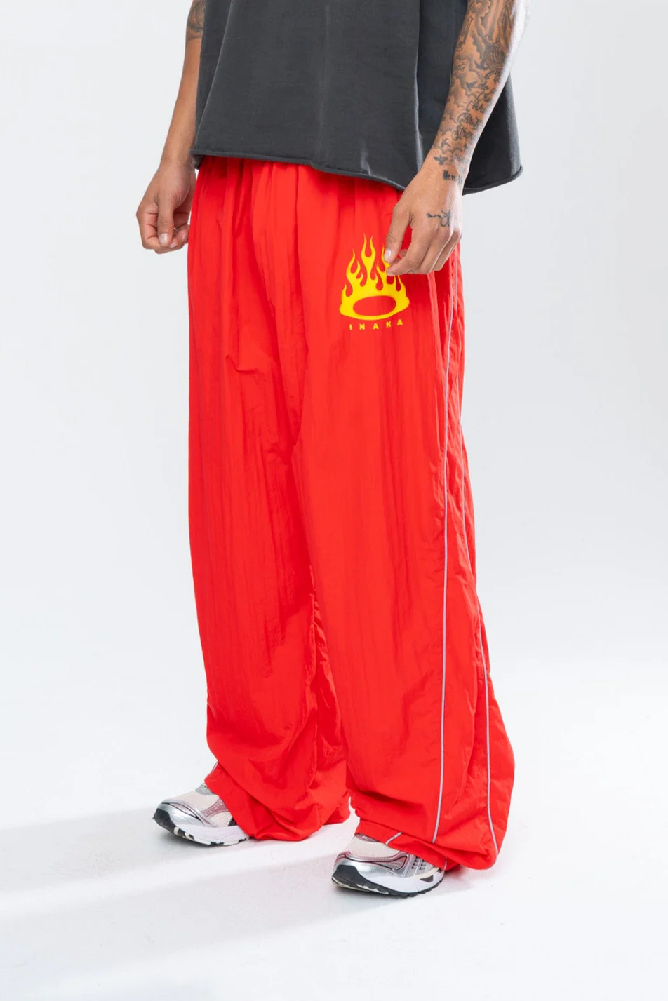 FURY BAGGY TRACKPANTS - RED - Image 8
