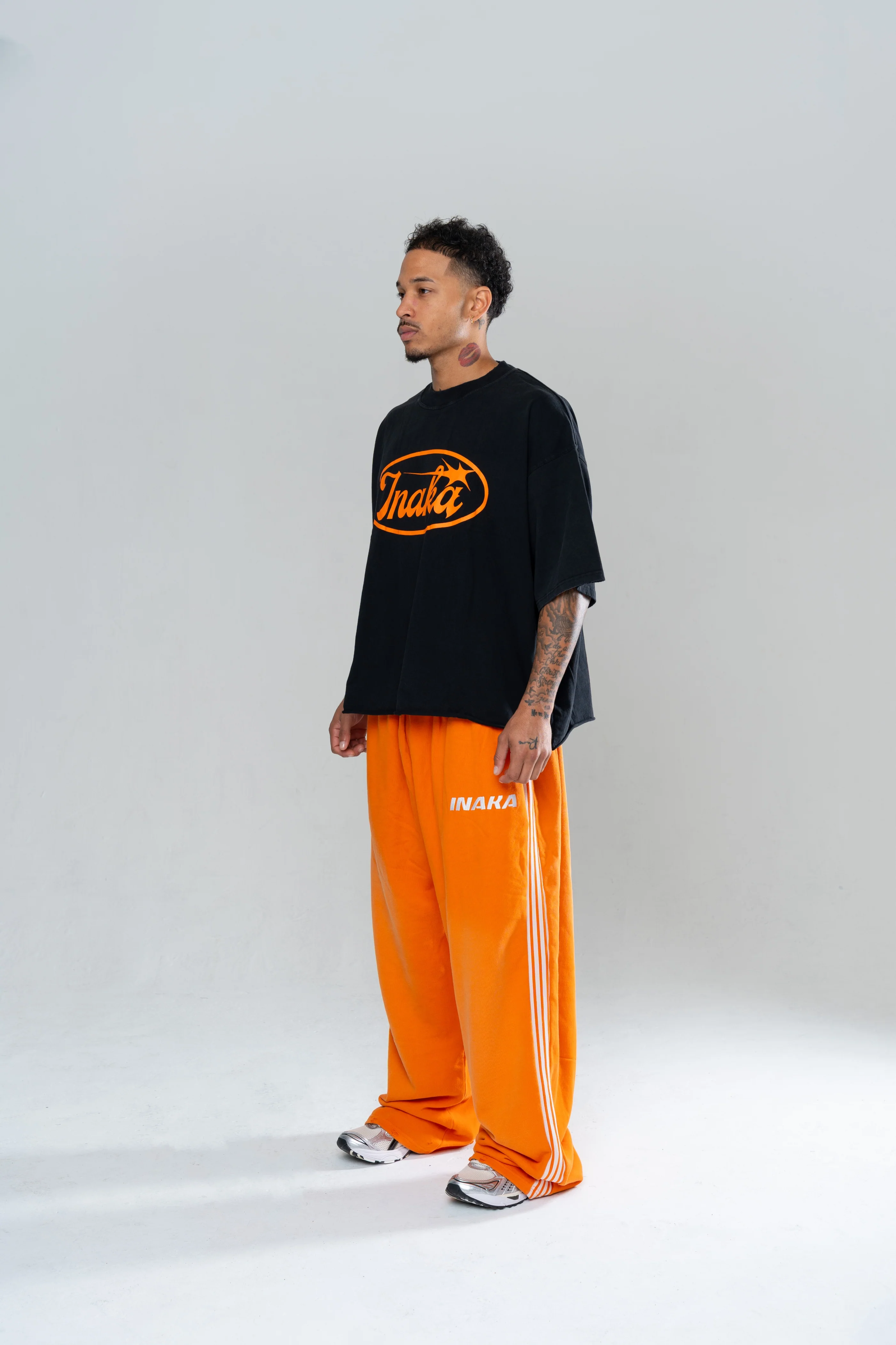 ICONIC BAGGY SWEATPANTS - ORANGE - Image 3