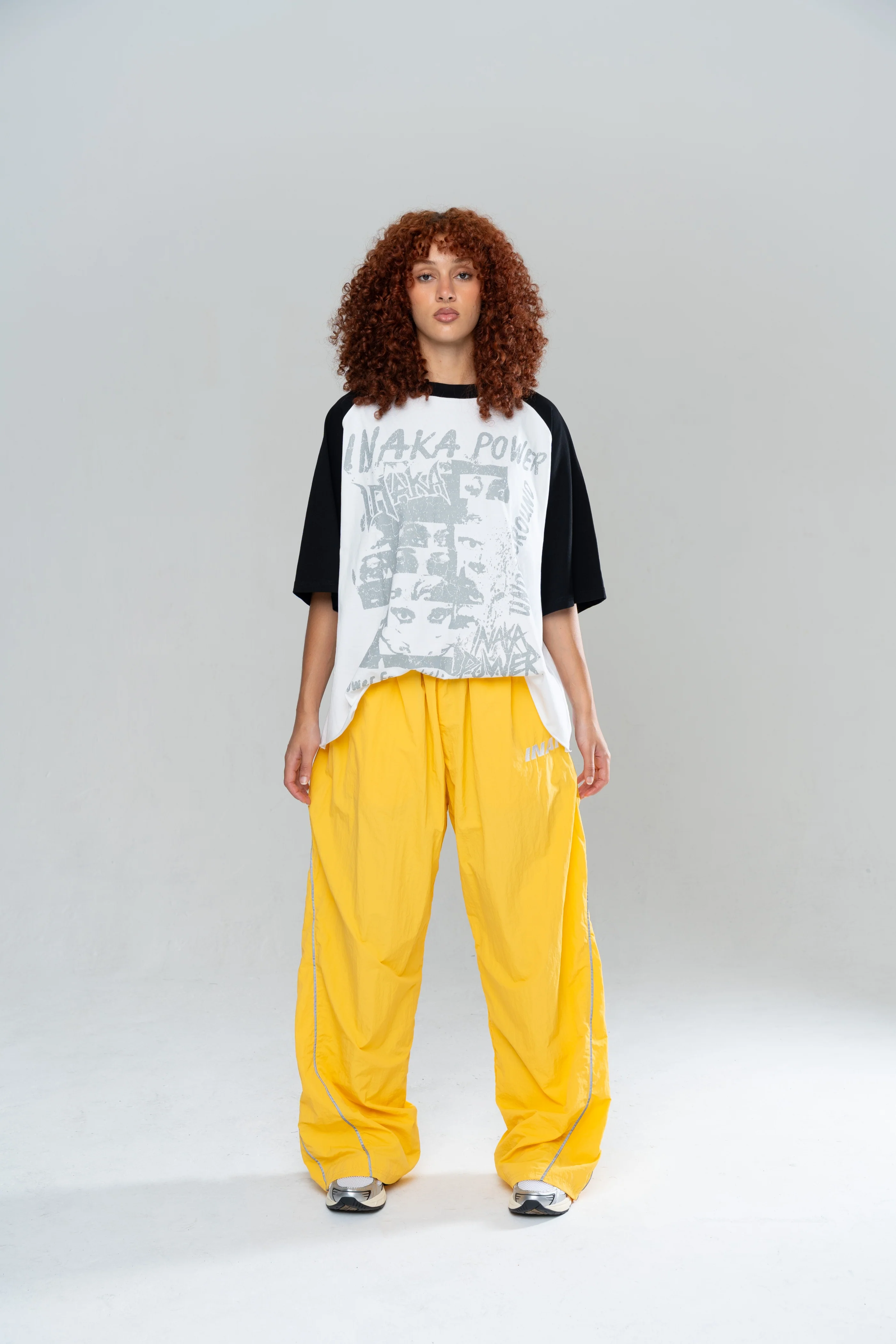 ICONIC BAGGY TRACKPANTS - YELLOW - Image 5