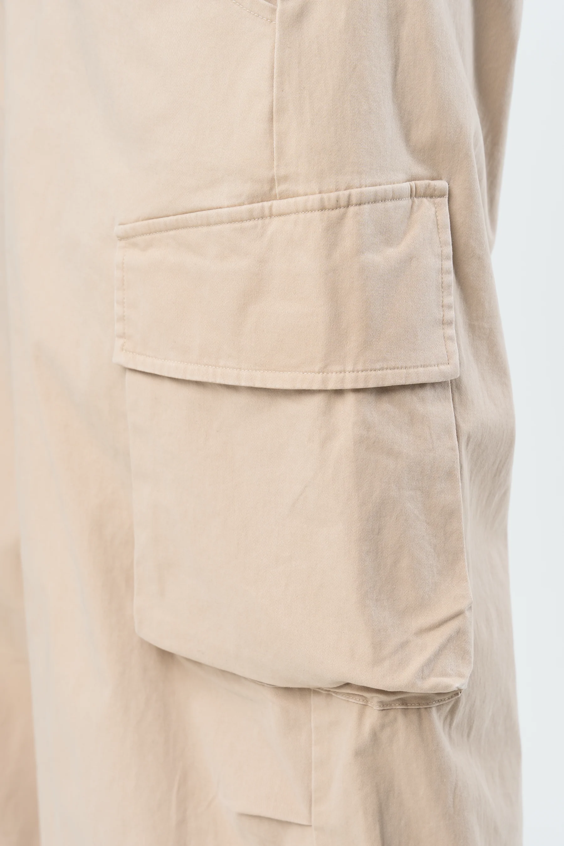 INAKA BAGGY CARGO PANTS - SAND - Image 9
