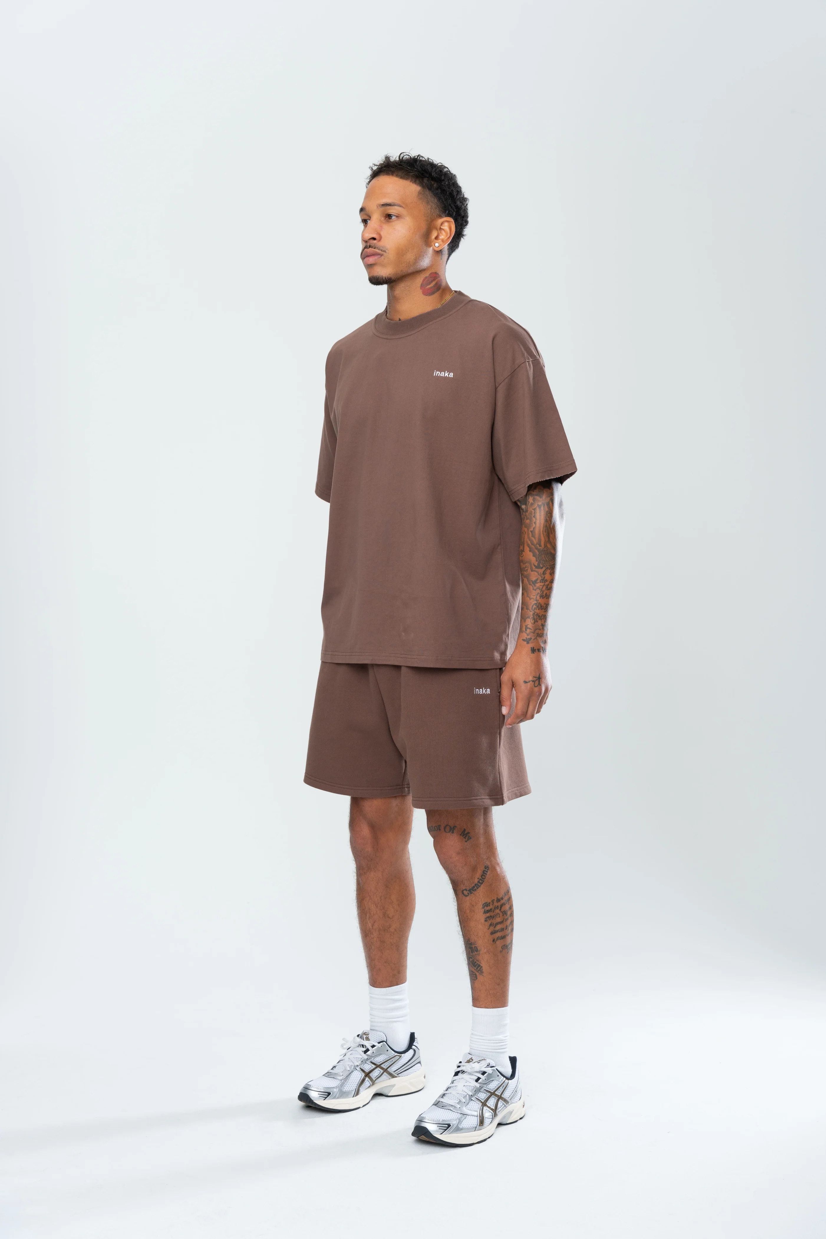 BASICS DISTRESSED TEE - ESPRESSO - Image 3