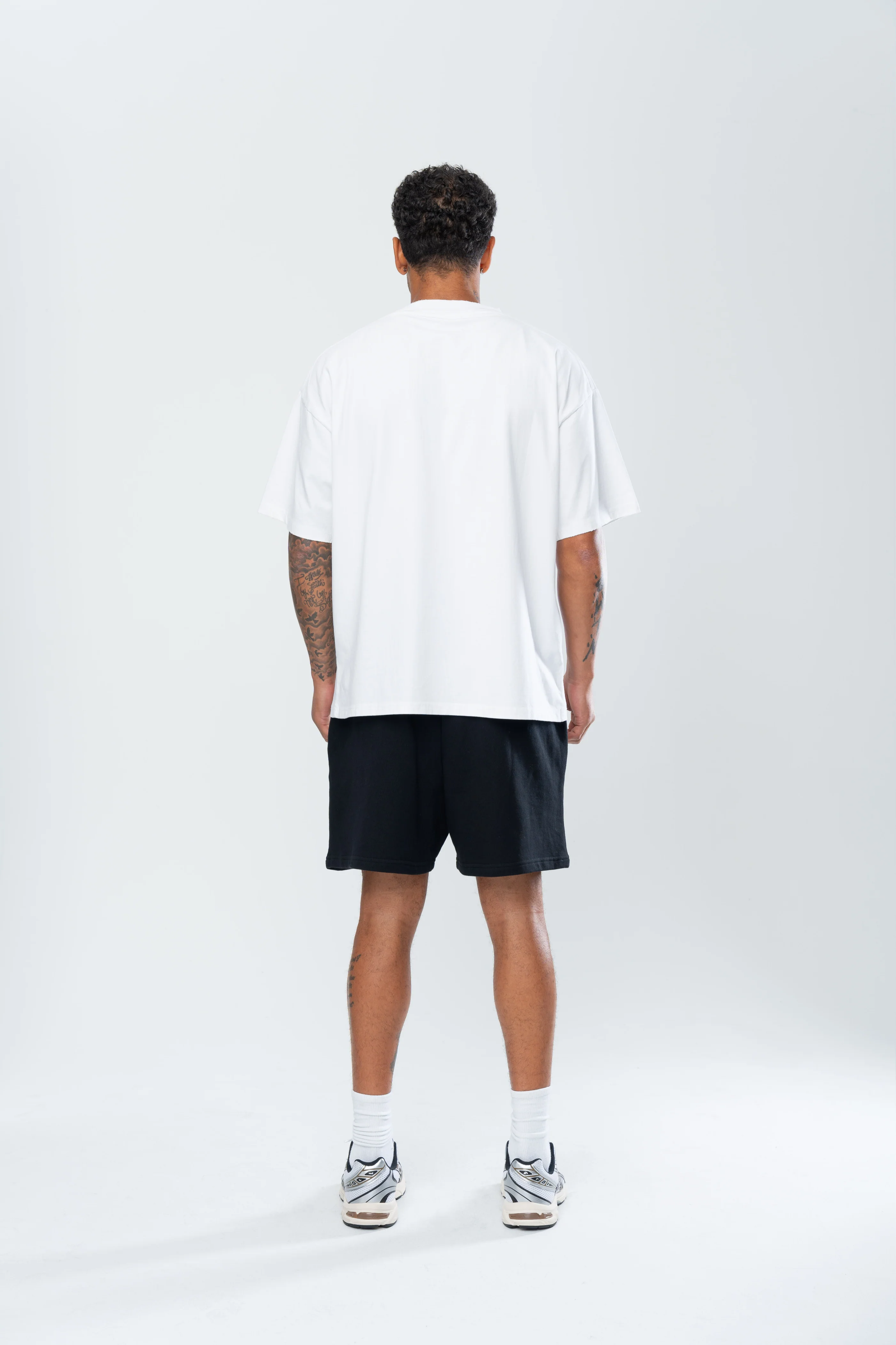 BASICS DISTRESSED TEE - WHITE - Image 4