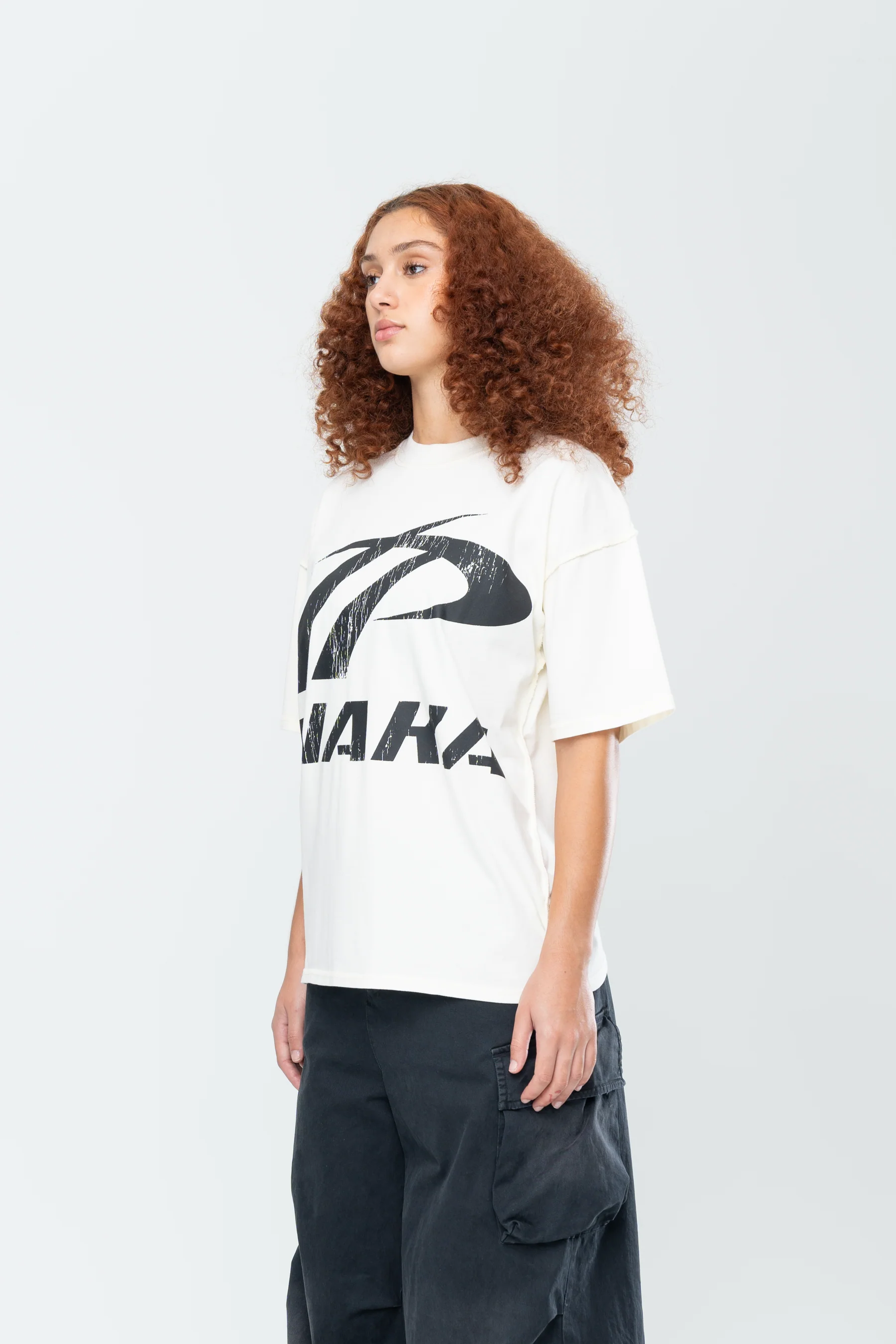 SPORTSWEAR REVERSE TEE - CREAM - Image 10