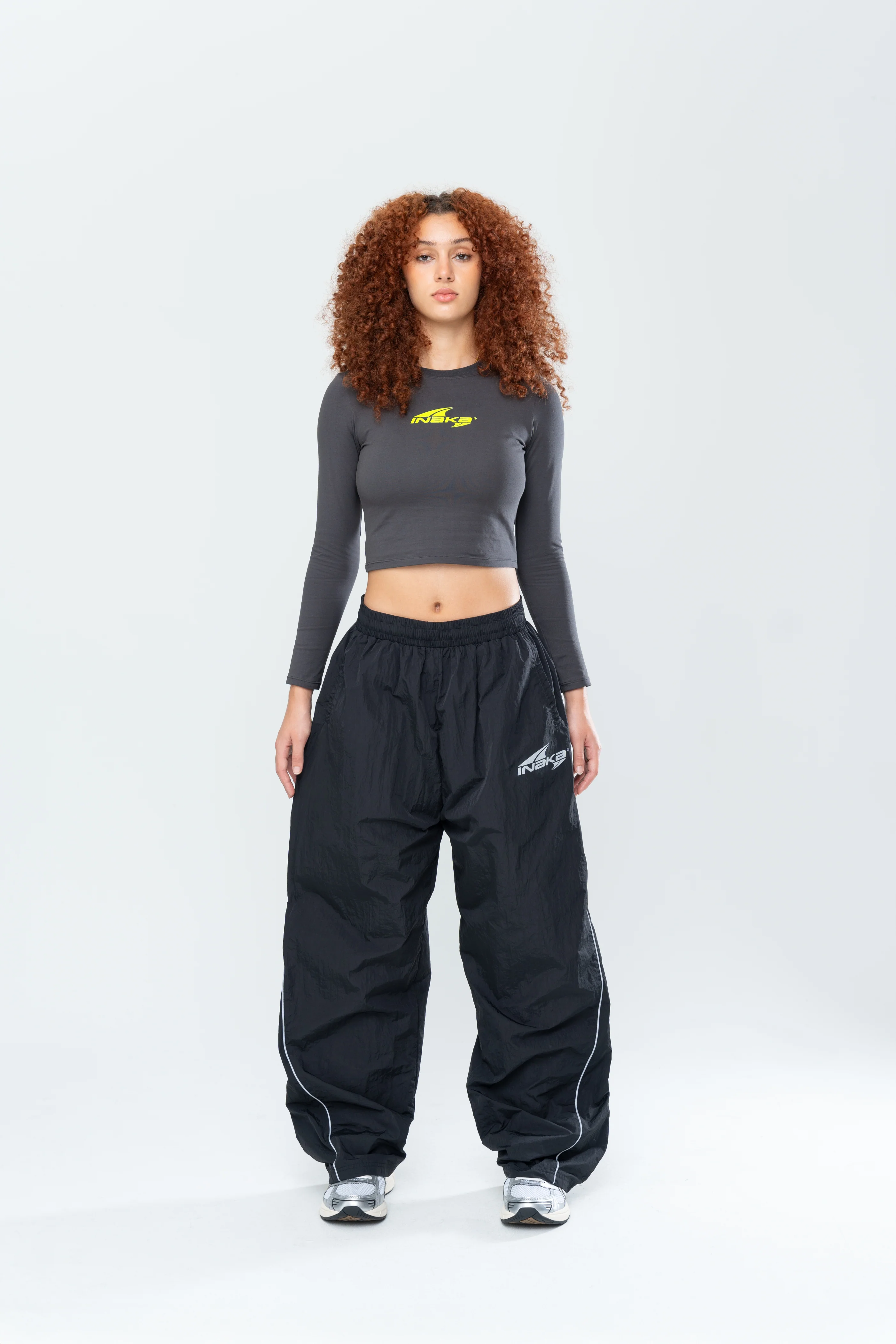 TUNDRA BAGGY TRACK PANTS - BLACK - Image 4