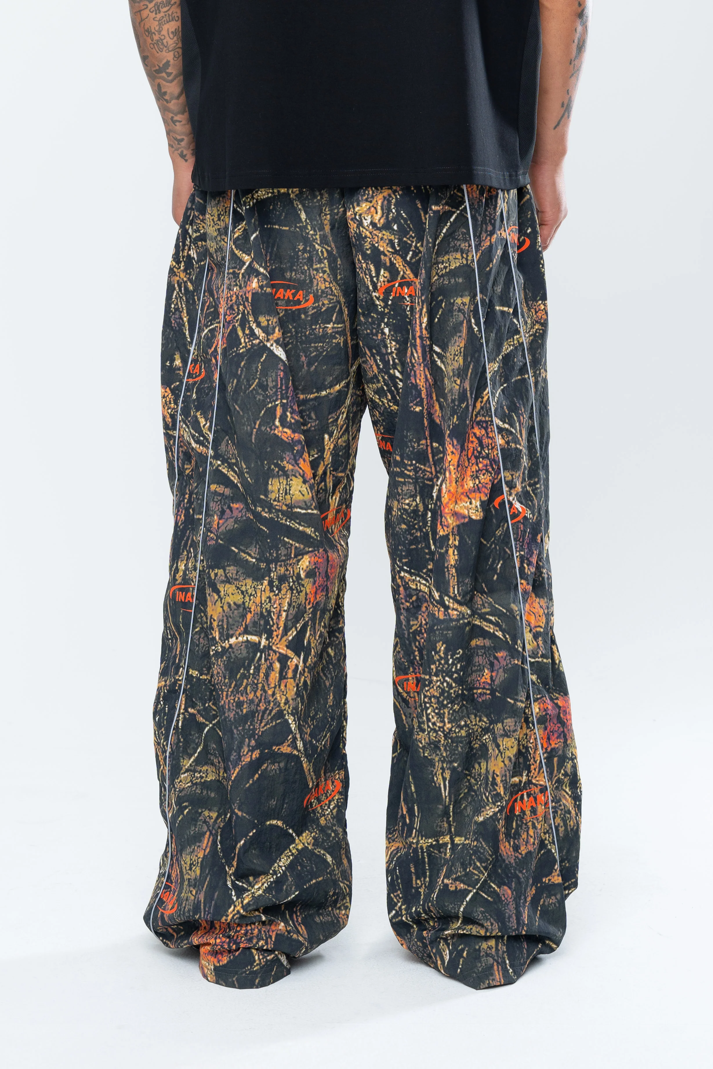 TUNDRA BAGGY TRACK PANTS - TUNDRA CAMO - Image 6