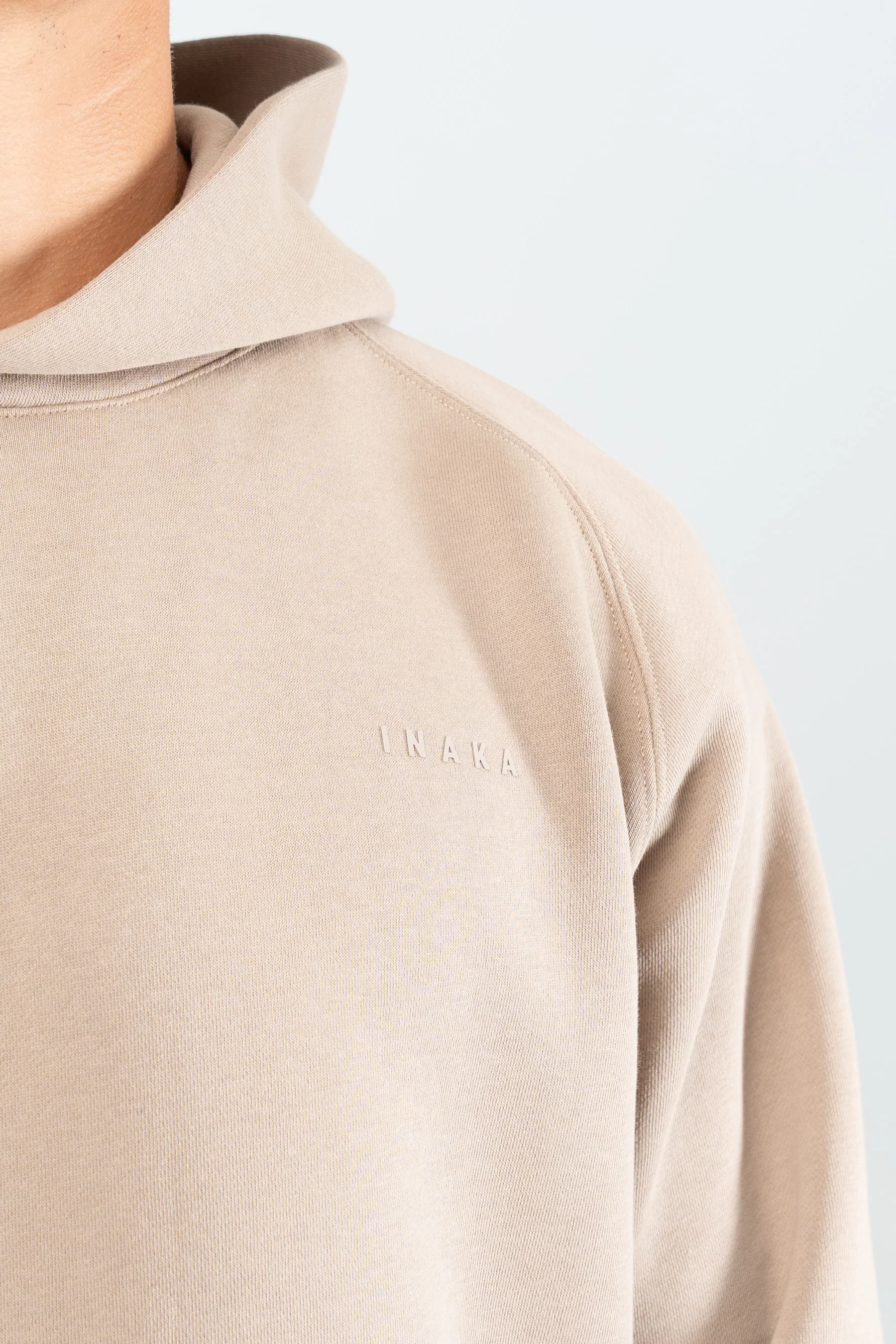 PERFORMANCE CLUB HOODIE - TAUPE - Image 9
