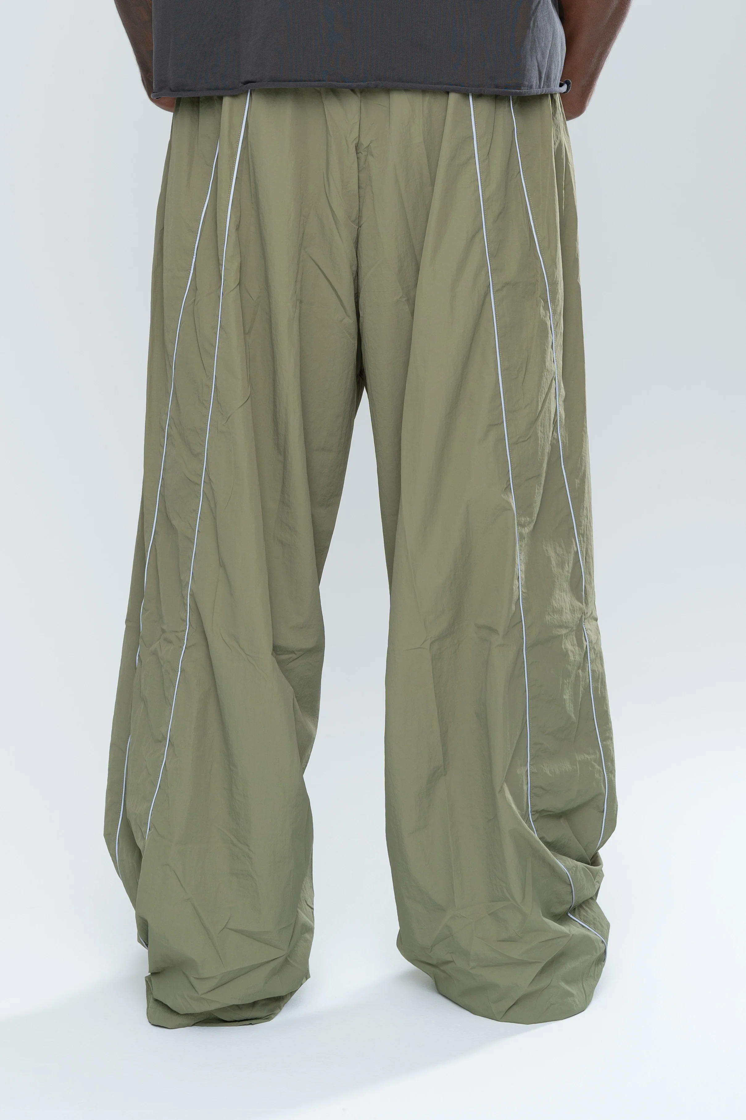 SPORTSWEAR BAGGY TRACK PANTS - OLIVE - Image 7