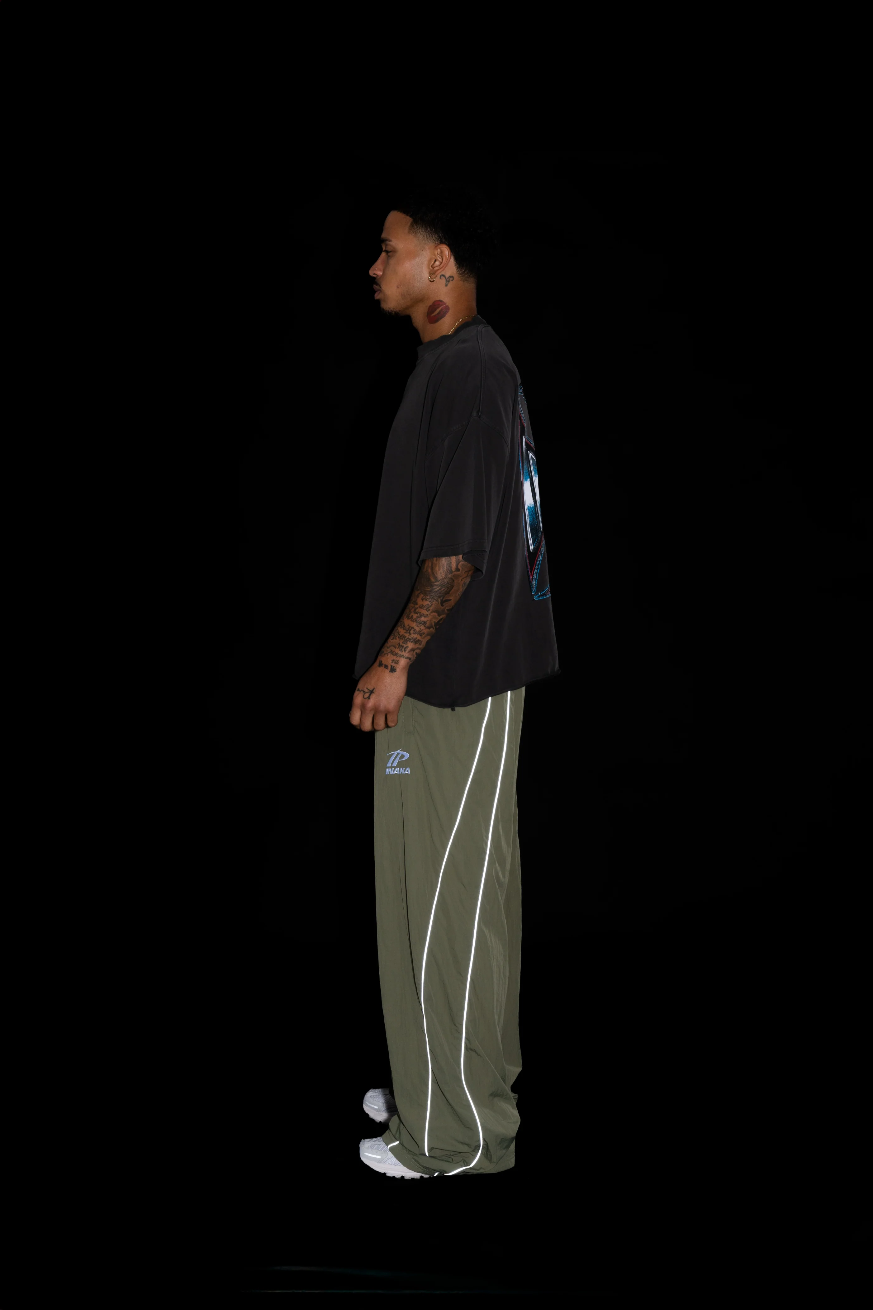 SPORTSWEAR BAGGY TRACK PANTS - OLIVE - Image 9