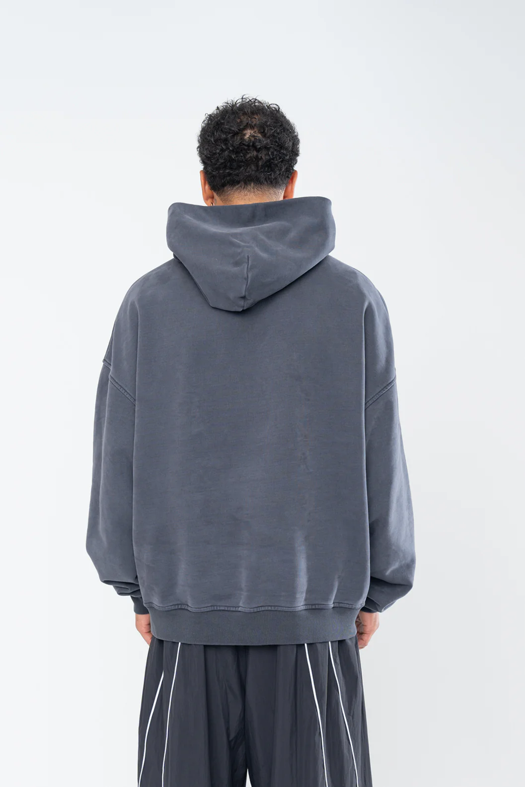 SPORTSWEAR DISTRESSED HOODIE - VINTAGE BLACK - Image 7