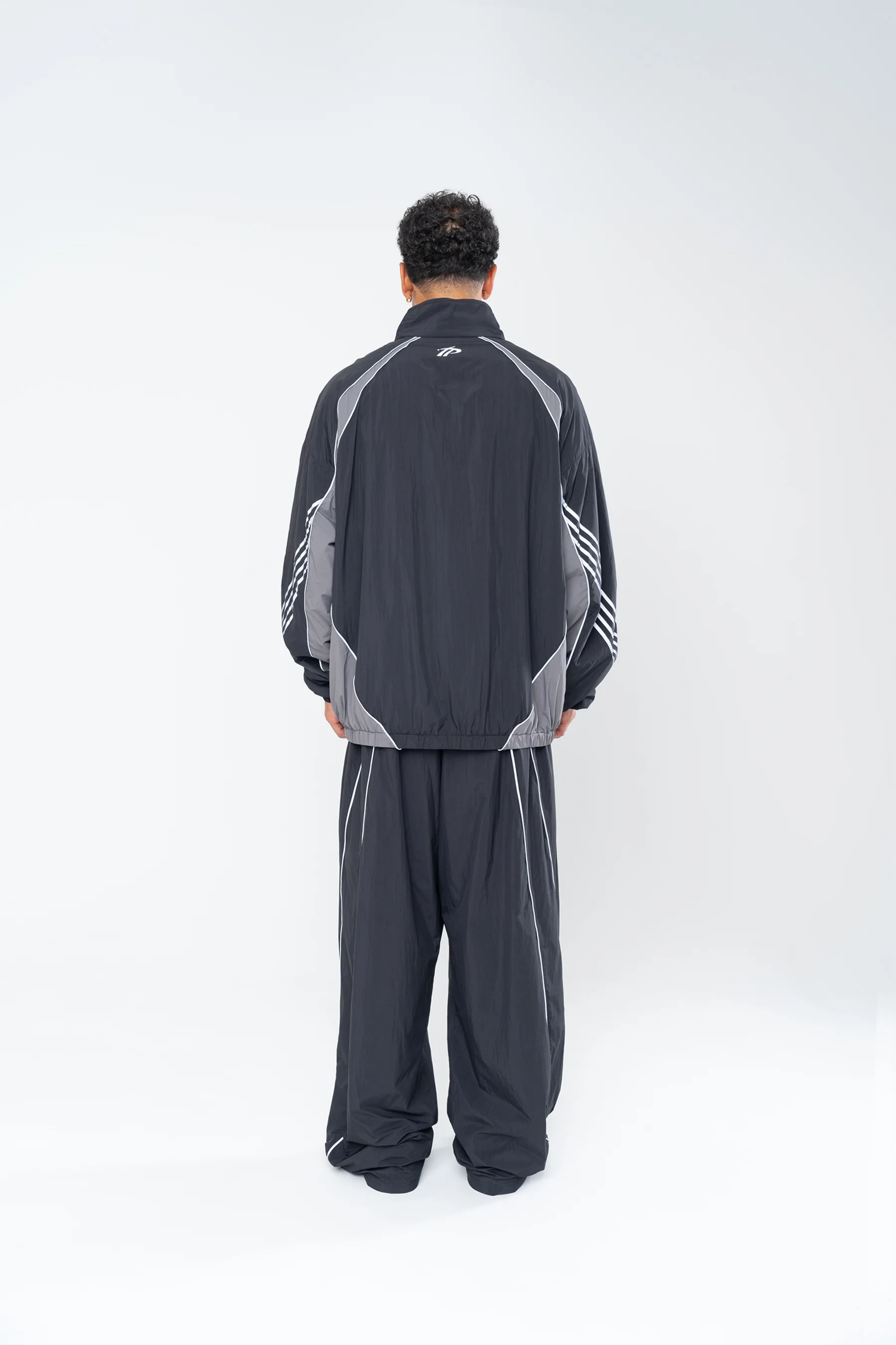 SPORTSWEAR TRACK JACKET - BLACK - Image 6