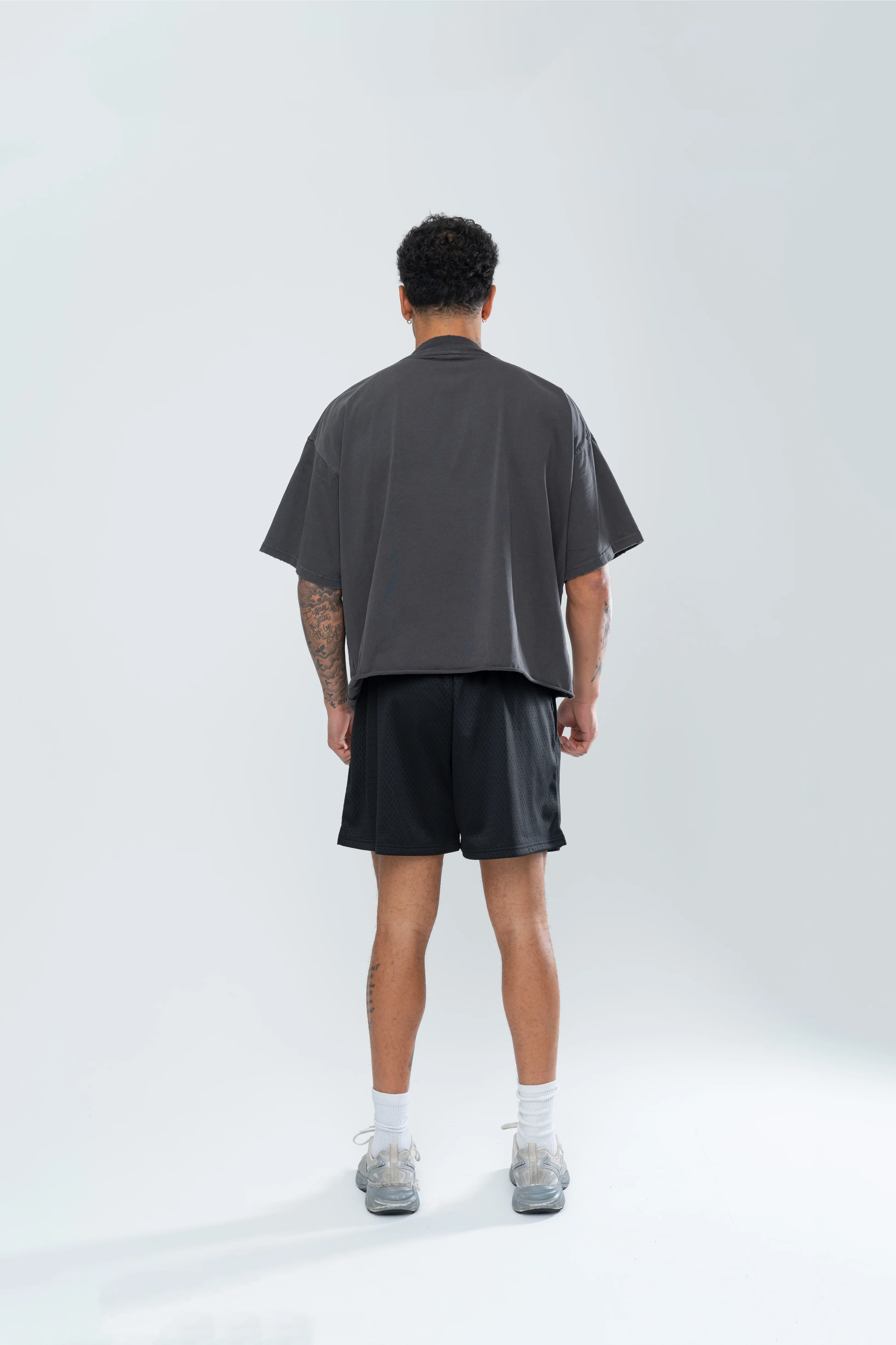 UNIVERSITY MESH SHORTS - BLACK - Image 6